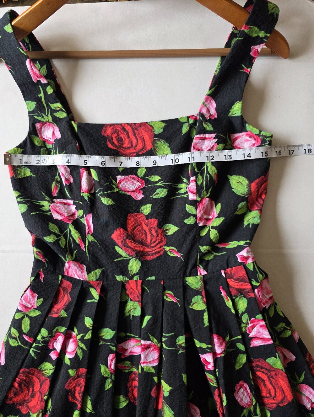 Betsey Johnson Romantic Rose Print Fit & Flare Dress Sz 4 USA Pin Up Rockabilly - Picture 11 of 13
